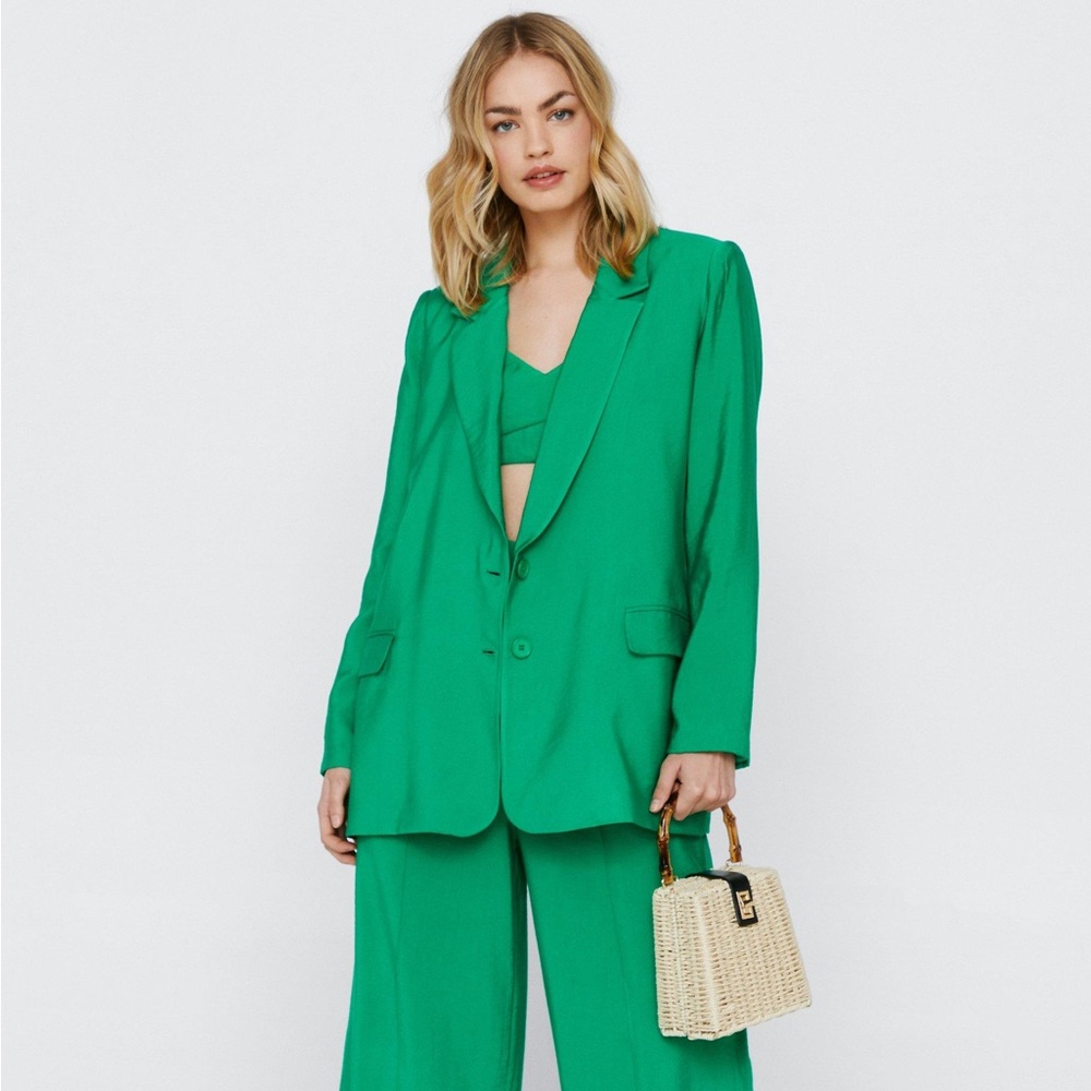NASTY GAL GREEN TEXTURED BLAZER (NWT)